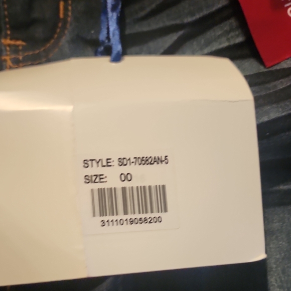 Women's Skinny Jeans - Dark Blue - Picture 3 of 6